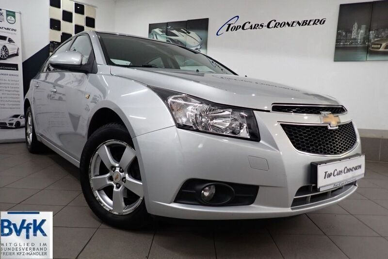 Diamantsilber Gebraucht 2010 Chevrolet Cruze LS Limousine | 3.950 € (Fairer Preis) - Bild 1/4