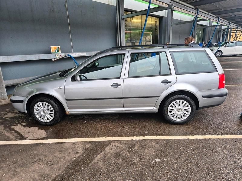 Gebraucht VW Golf IV 101 PS (74 kW) 2004 Silber Kombi
