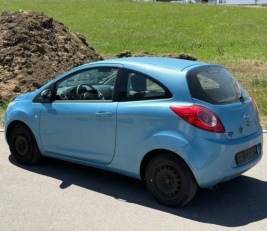 Gebraucht Ford Ka 69 PS (50 kW) 2012 Blau Kleinwagen