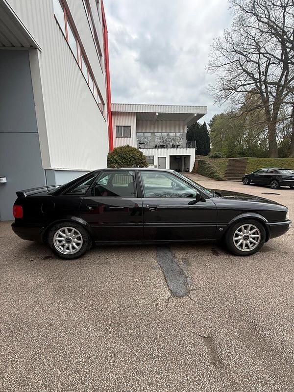 Second-hand Audi 80 90 CP (66 kW) 1991 Negru Berlinǎ