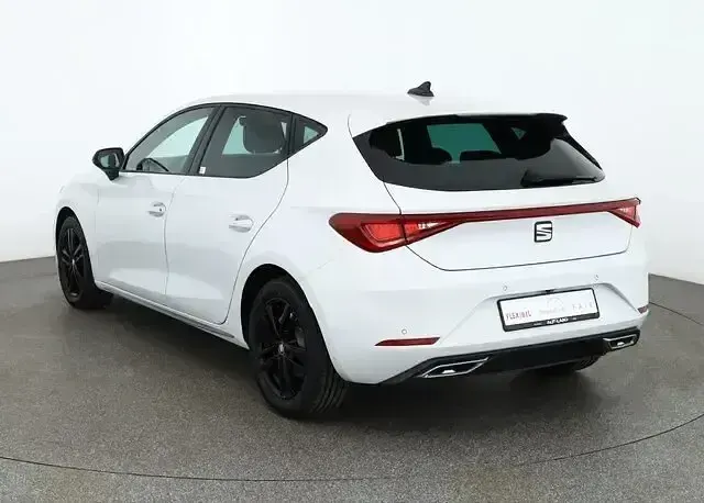 Gebraucht Seat Leon Beats 150 PS (110 kW) 2022 Weiß Limousine
