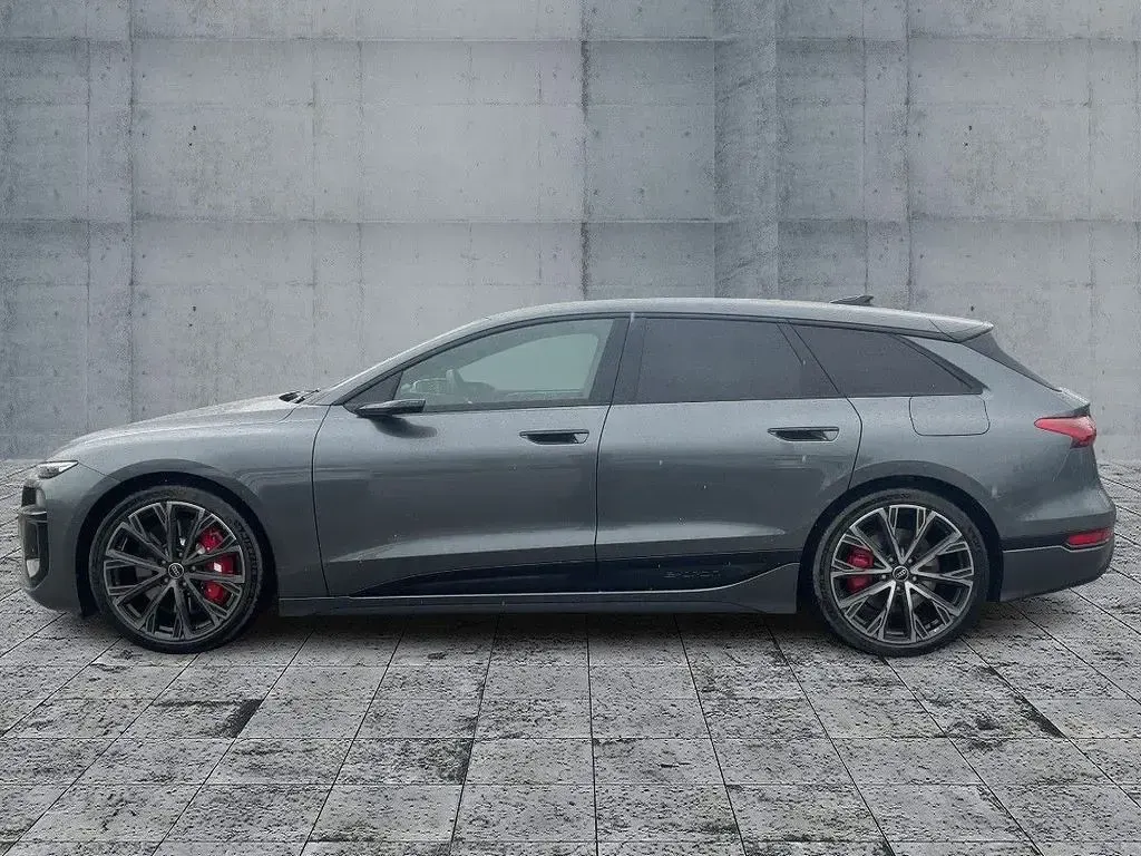 Neu Audi S6 e-tron Edition .1 369 kW (503 PS) 2025 Grau Limousine