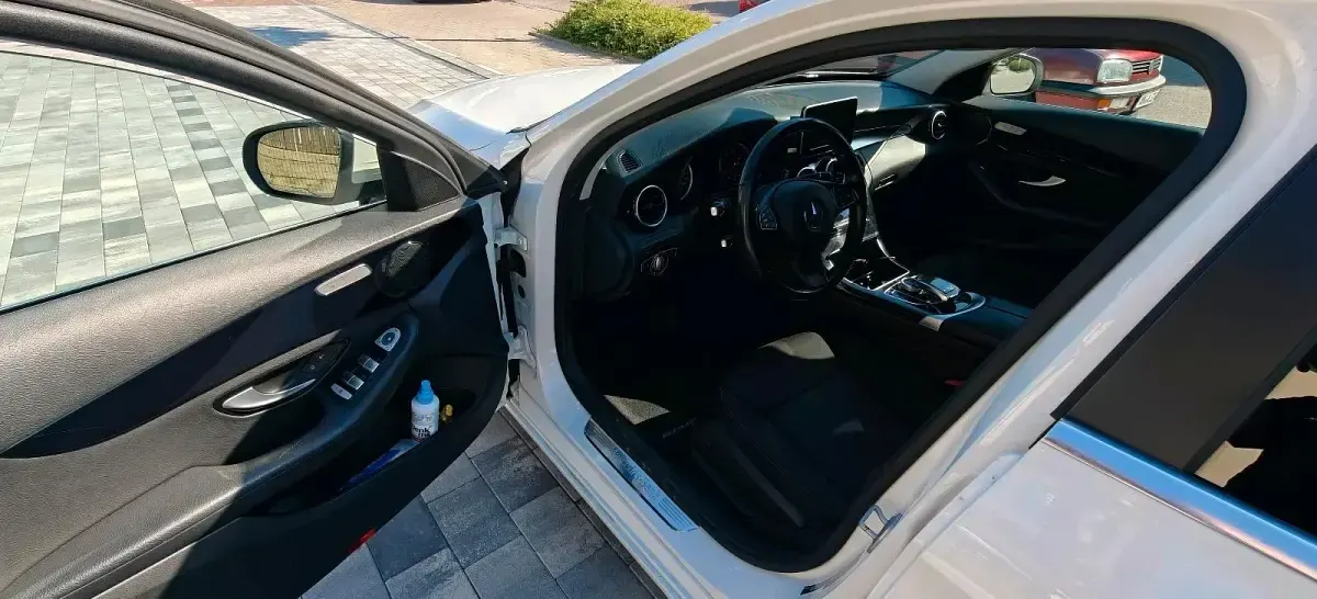 Gebraucht Mercedes C220 170 PS (125 kW) 2015 Weiß Kombi