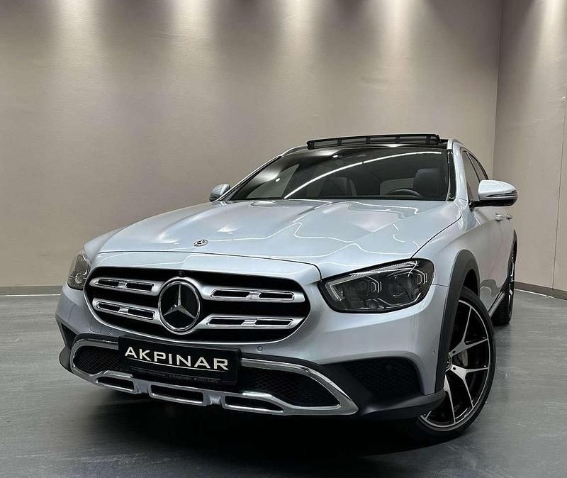 Gebraucht Mercedes E450 367 PS (269 kW) 2021 Hightechsilber Kombi