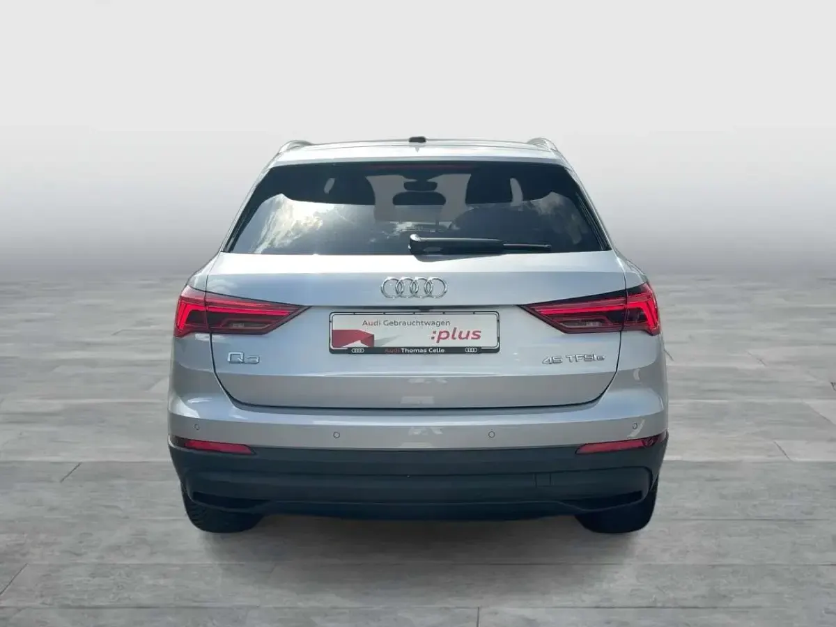 Gebraucht Audi Q3 Ambiente 245 PS (180 kW) 2022 Florettsilber metallic SUV