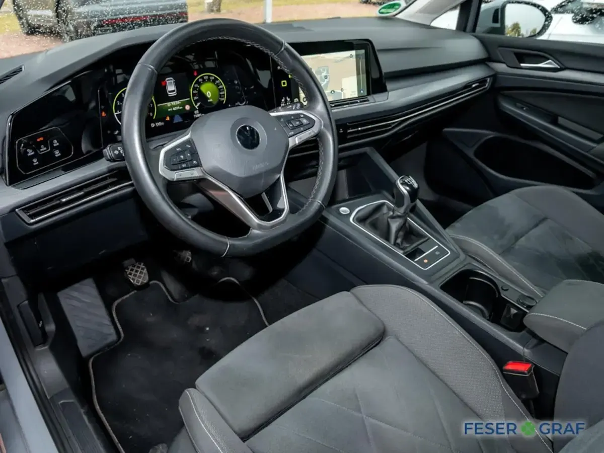 Gebraucht VW Golf VIII Style 150 PS (110 kW) 2021 Grau Kombi