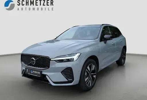 Neu Volvo XC60 Plus 455 PS (334 kW) 2025 Grau SUV