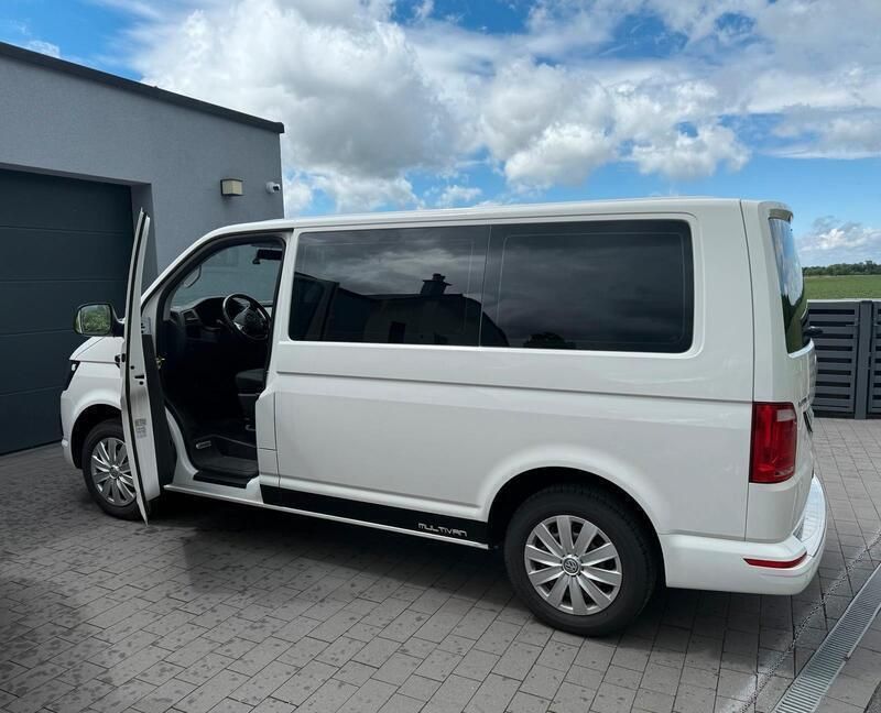Weiß Gebraucht 2017 VW T6 Trendline Van | 29.750 € (Fairer Preis) - Bild 1/4
