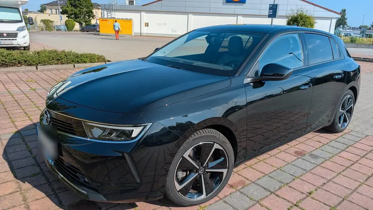 Gebraucht Opel Astra 181 PS (133 kW) 2022 Schwarz Kleinwagen