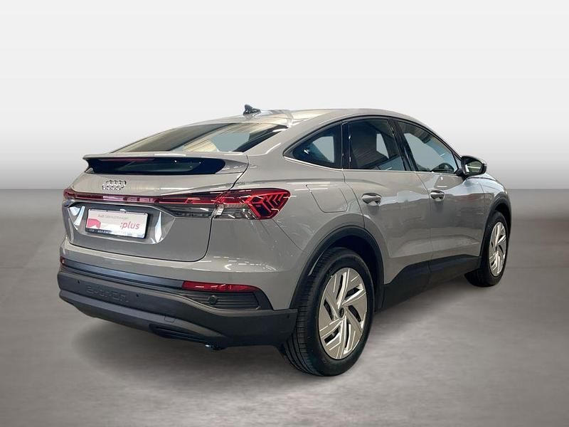 Gebraucht Audi e-tron 150 kW (204 PS) 2023 Kieselgrau SUV