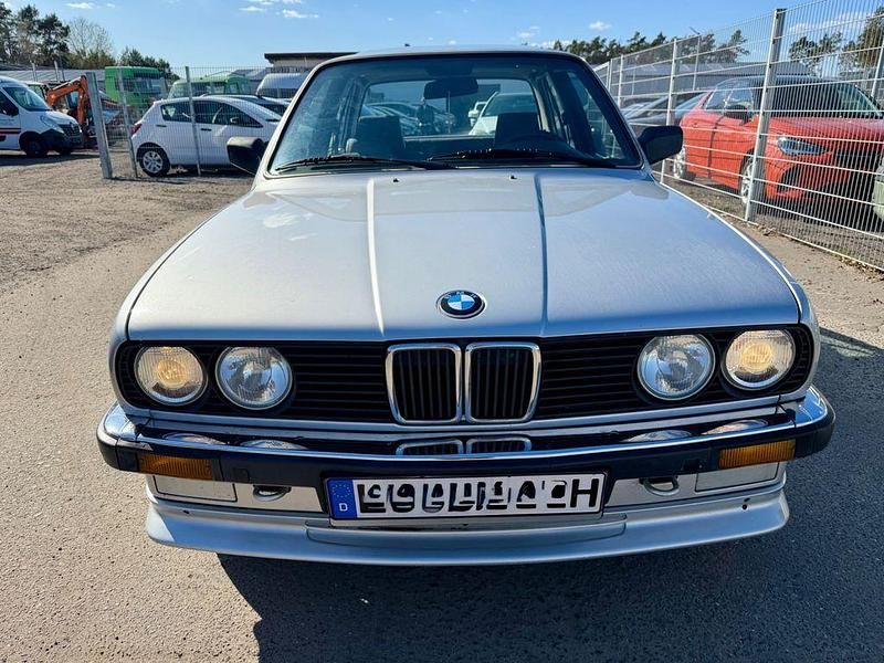 Używany BMW 325 122 KM (89 kW) 1986 Sedan/Limuzyna