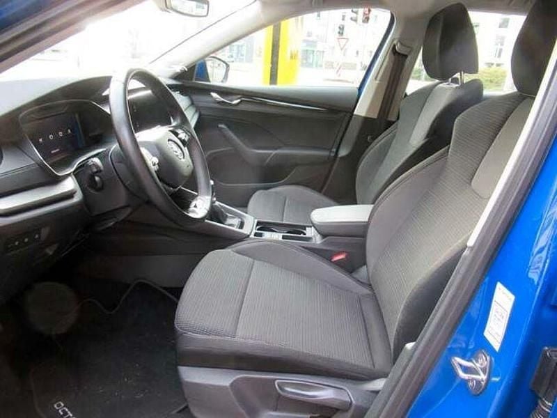 Gebraucht Skoda Octavia Ambition 116 PS (85 kW) 2020 Blau Kombi
