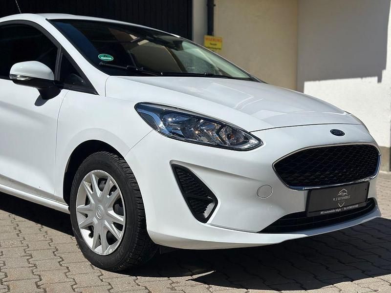 Gebraucht Ford Fiesta Trend 71 PS (52 kW) 2019 Weiß Kleinwagen