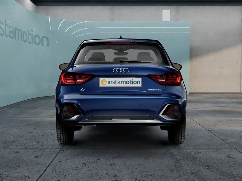 Gebraucht Audi A1 Sport 116 PS (85 kW) 2024 Blau SUV