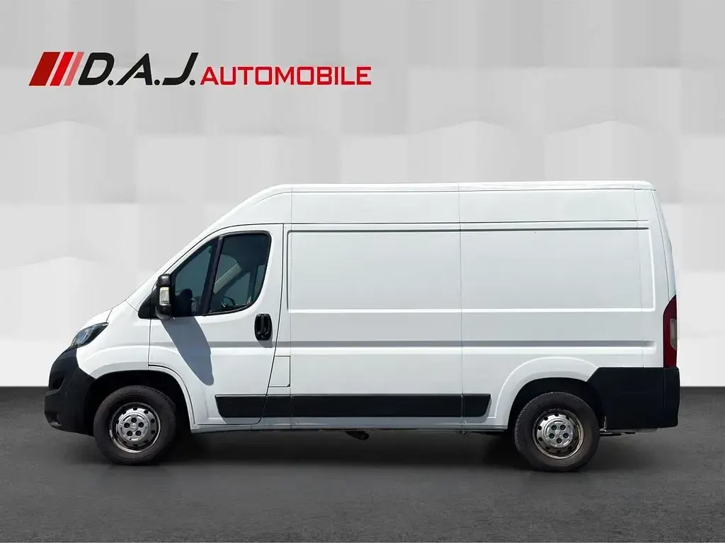 Gebraucht Peugeot Boxer 140 PS (102 kW) 2020 Weiß Van