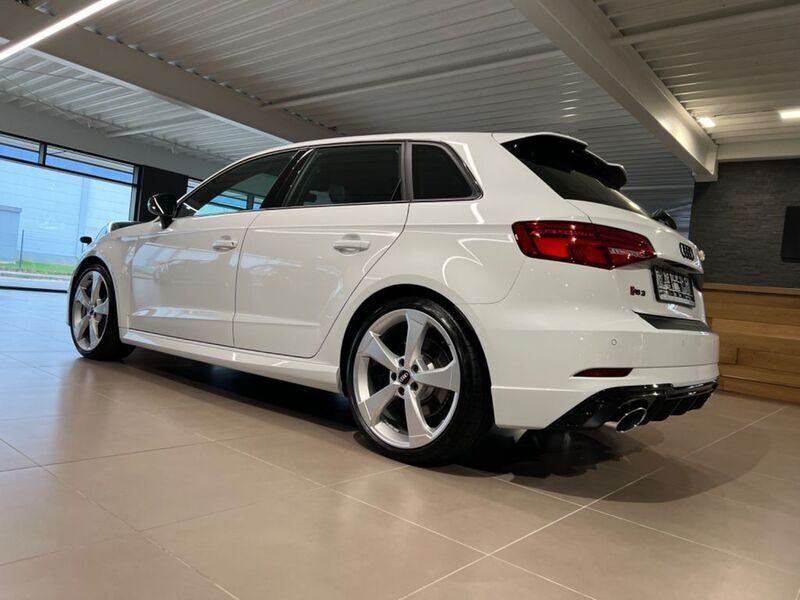 Gebraucht Audi RS3 Sport 400 PS (294 kW) 2020 Weiß Limousine