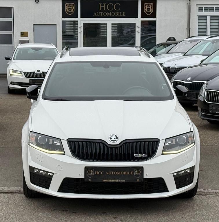 Gebraucht Skoda Octavia RS 220 PS (161 kW) 2014 Weiß Kleinwagen