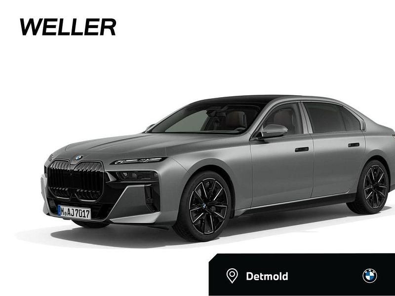 Frozen pure grey (grau) Gebraucht 2024 BMW 740 M Sport Limousine | 97.690 € (Superpreis) - Bild 1/4