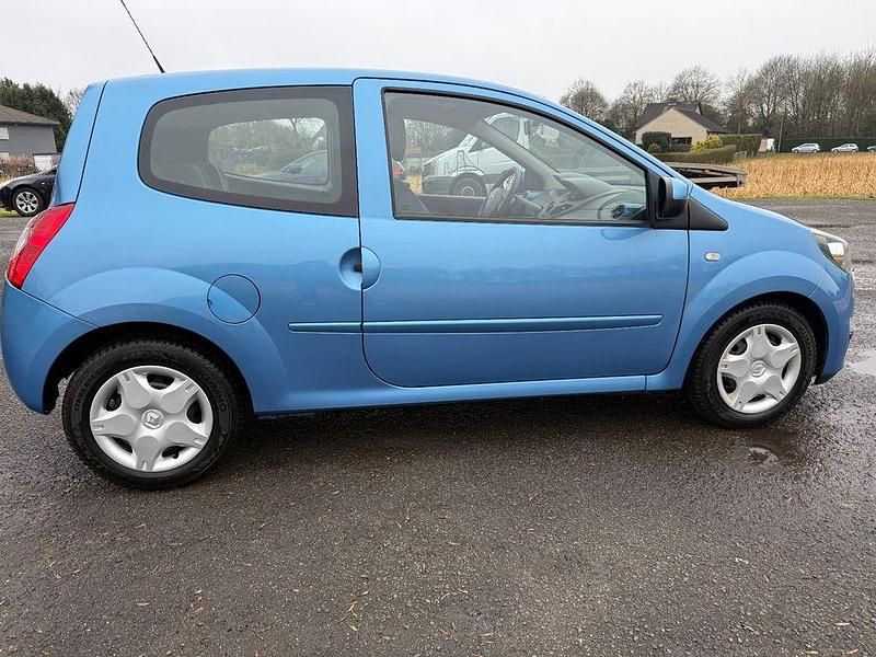 Gebraucht Renault Twingo Dynamique 75 PS (55 kW) 2013 Blau Kleinwagen