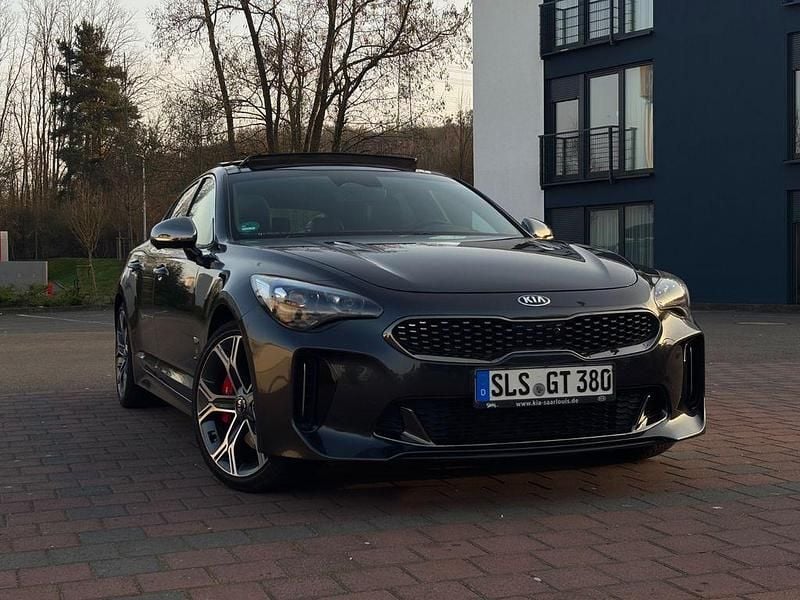 Gebraucht Kia Stinger GT 366 PS (269 kW) 2021 Grau Kleinwagen