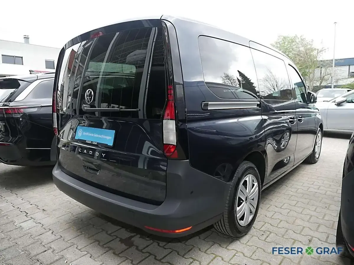 Gebraucht VW Caddy Life 116 PS (85 kW) 2025 Starlight blue metallic Van / Kleinbus