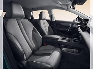 Neu MG MG4 EV 139 kW (190 PS) 2026 Rot (dynamic red) Kleinwagen