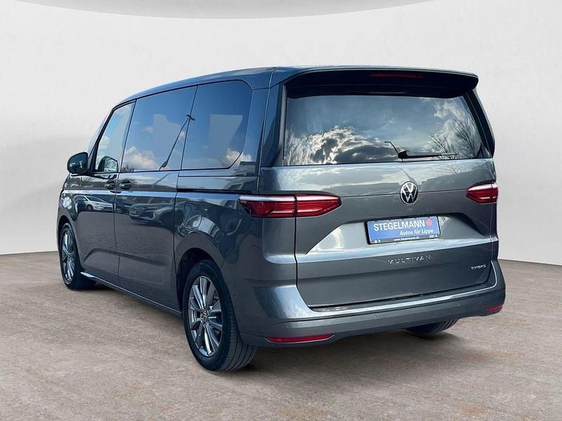 Second-hand VW Multivan Energetic 150 CP (110 kW) 2022 Gri Monovolum