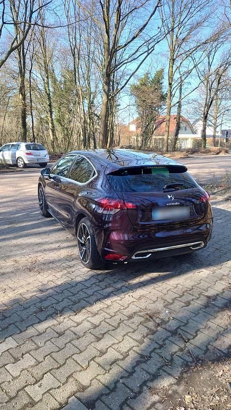 Gebraucht Citroën DS4 120 PS (88 kW) 2015 Violet Kleinwagen