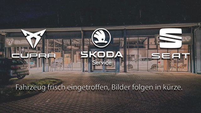 Weiß Gebraucht 2022 Seat Ibiza Reference Limousine | 12.790 € (Guter Preis) - Bild 1/1