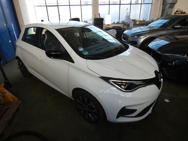 Gebraucht Renault Zoe Evolution 50 kW (69 PS) 2022 Weiß Kleinwagen