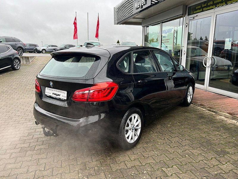 Gebraucht BMW 216 Active Tourer Basis 116 PS (85 kW) 2015 Schwarz Van / Kleinbus