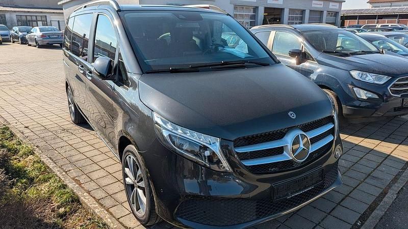 Gebraucht Mercedes V250 190 PS (139 kW) 2019 Grau Van / Kleinbus