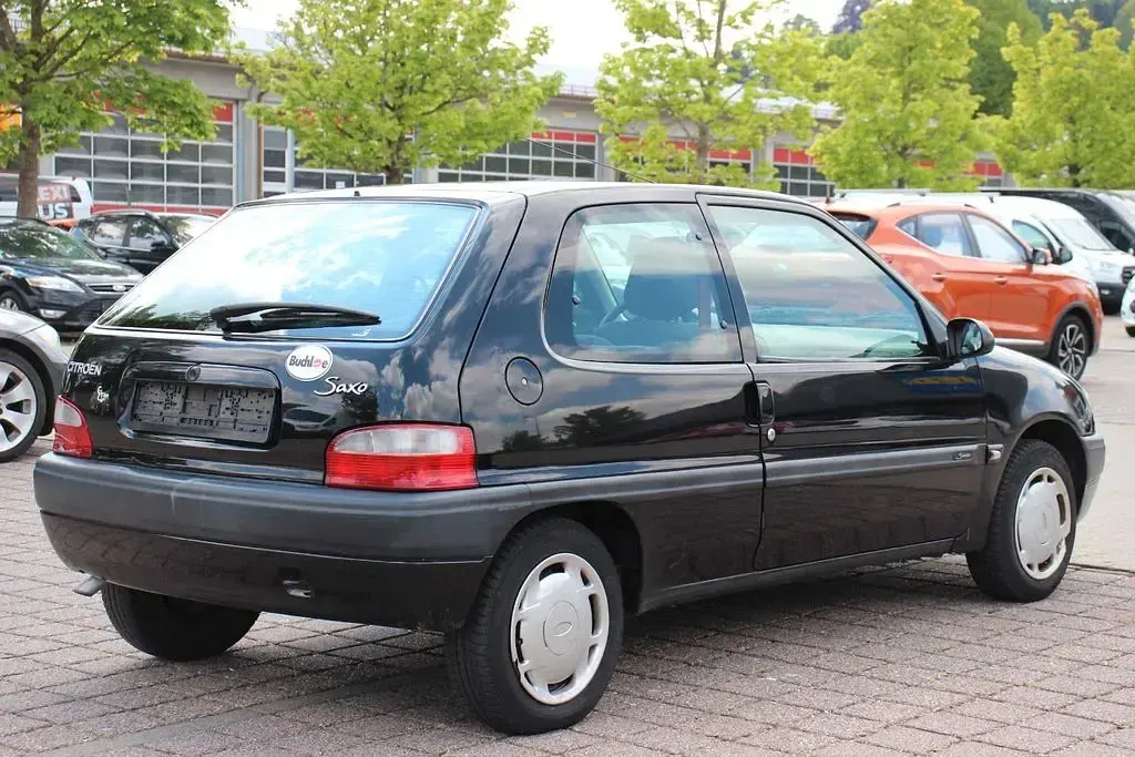Gebraucht Citroën Saxo 60 PS (44 kW) 2001 Schwarz Kleinwagen