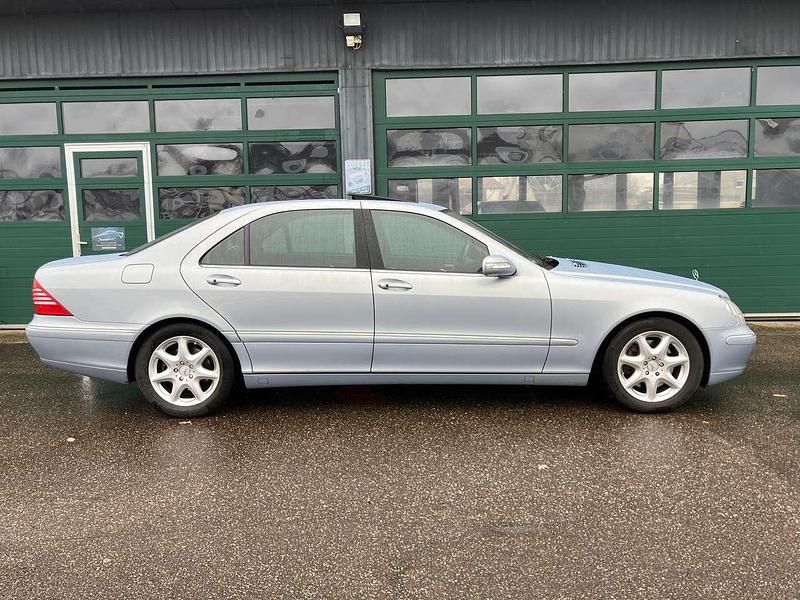 Gebraucht Mercedes S500L 306 PS (225 kW) 2004 Blau Limousine