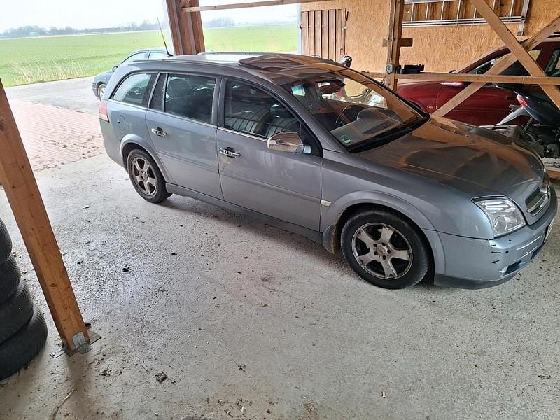 Gebraucht Opel Vectra 125 PS (91 kW) 2002 Silber Kombi