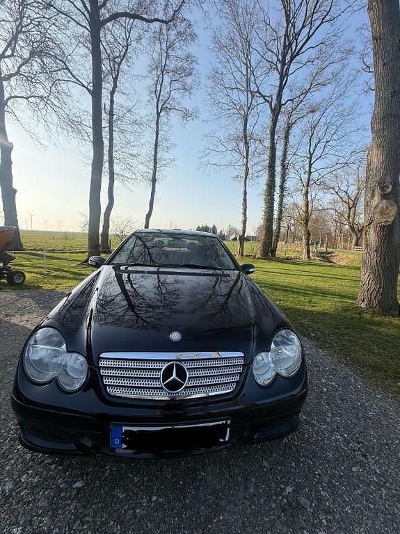 Gebraucht Mercedes C200 122 PS (89 kW) 2007 Blau Coupé