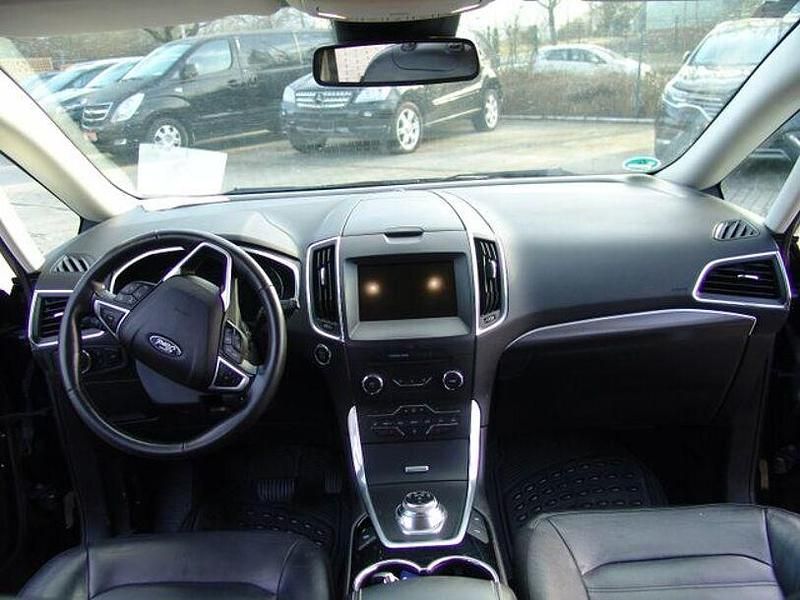 Gebraucht Ford Galaxy Titanium 190 PS (139 kW) 2019 Iridiumschwarz metallic Van / Kleinbus
