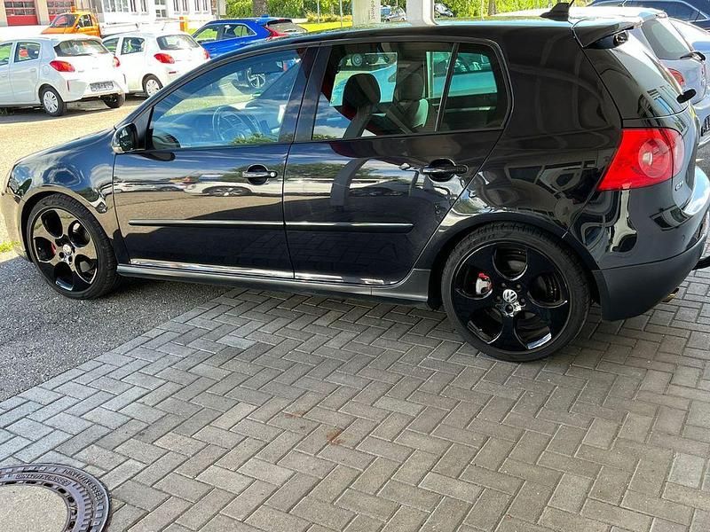 Schwarz Gebraucht 2007 VW Golf V GTI Limousine | 11.950 € - Bild 1/4