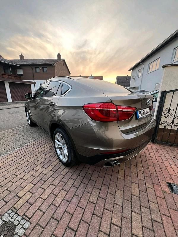 Gebraucht BMW X6 258 PS (189 kW) 2016 Grau SUV