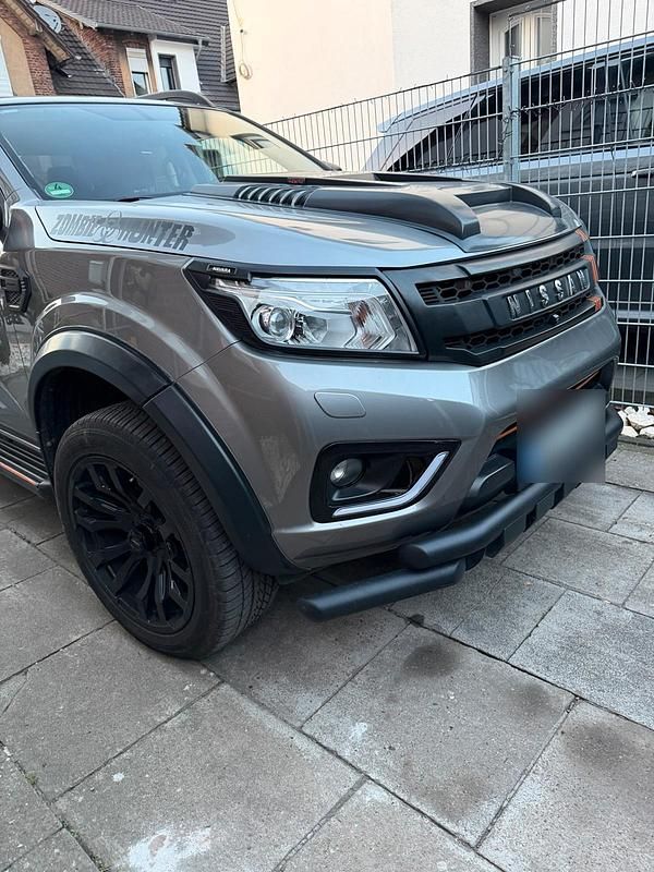 Gebraucht Nissan Navara 190 PS (139 kW) 2018 Braun Pickup