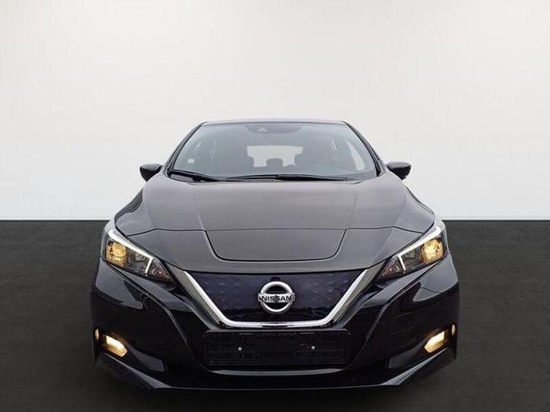 Gebraucht Nissan Leaf Acenta 110 kW (150 PS) 2021 Schwarz Kleinwagen