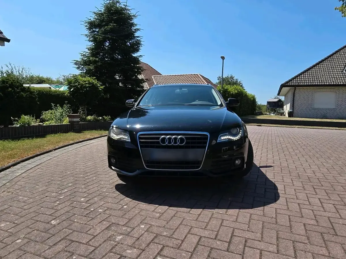 Gebraucht Audi A4 143 PS (105 kW) 2011 Schwarz Kombi