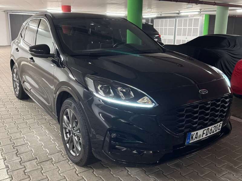 Schwarz Gebraucht 2021 Ford Kuga ST-Line SUV | 24.999 € (Fairer Preis) - Bild 1/4