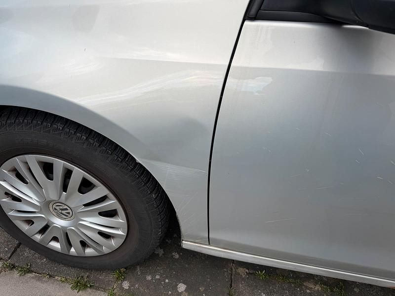 Gebraucht VW Golf VI 102 PS (75 kW) 2009 Silber Kleinwagen