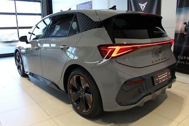 Neu Cupra Born 169 kW (231 PS) 2025 Vaporgrau Kleinwagen