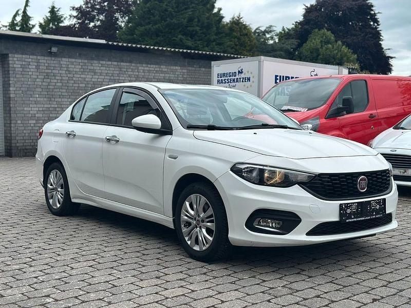 Weiß Gebraucht 2019 Fiat Tipo Pop Limousine | 6.990 € (Superpreis) - Bild 1/2