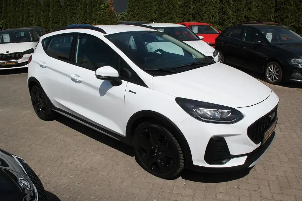 Gebraucht Ford Fiesta Active 125 PS (91 kW) 2022 Weiß Kleinwagen