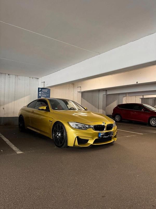 Gebraucht BMW M4 431 PS (317 kW) 2015 Gelb Coupé