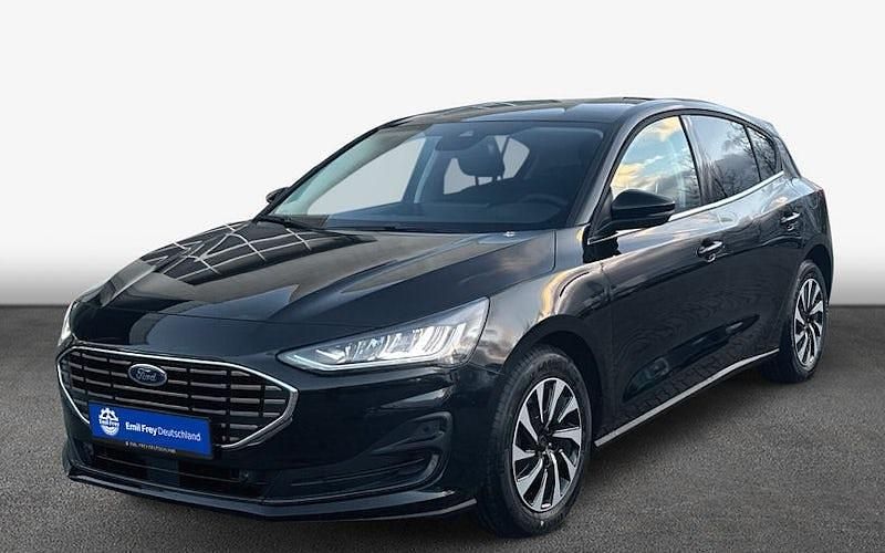 Neu Ford Focus Titanium 125 PS (91 kW) 2025 Schwarz Limousine