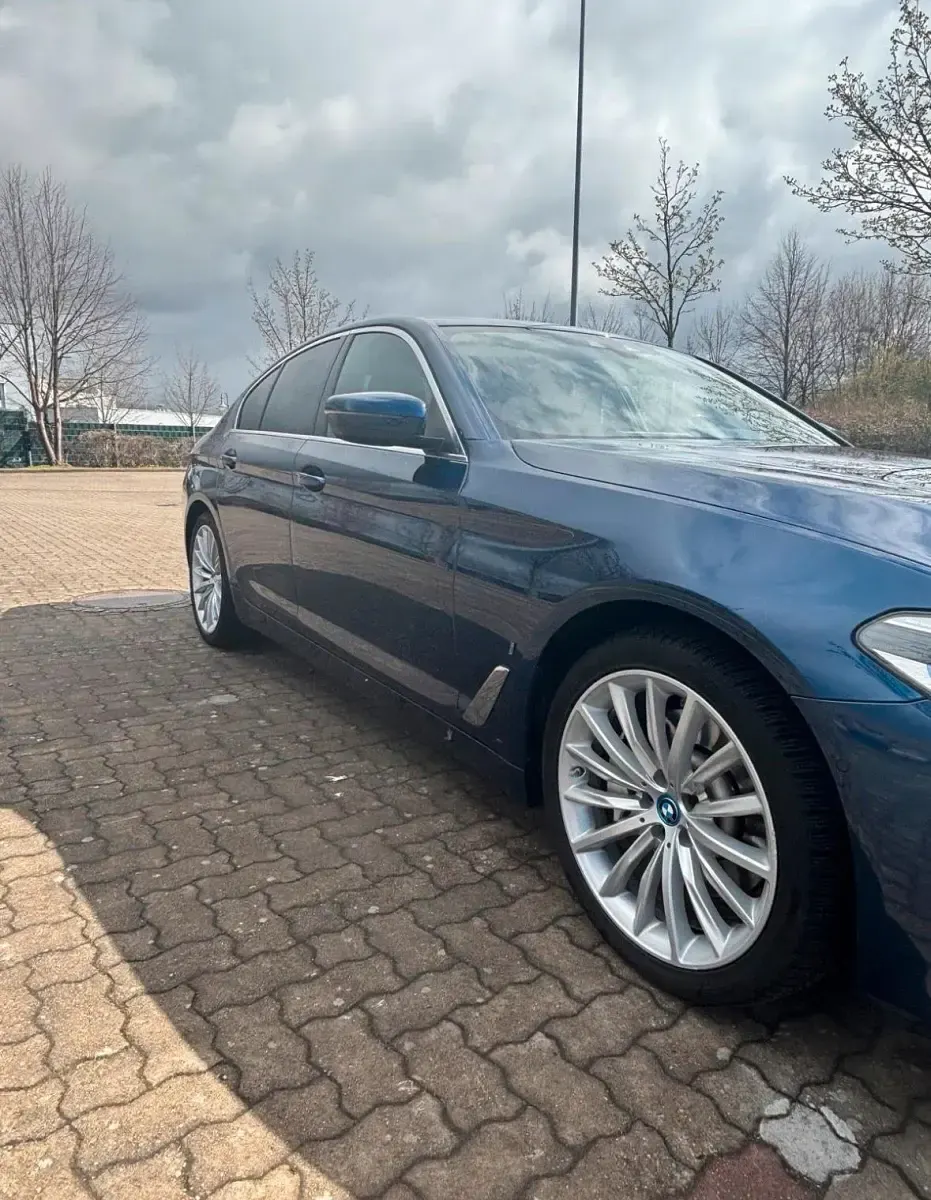 Gebraucht BMW 530e iPerformance 256 PS (188 kW) 2018 Blau Limousine